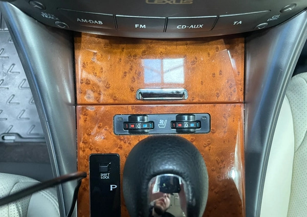 Lexus IS cena 39900 przebieg: 337000, rok produkcji 2010 z Otwock małe 121